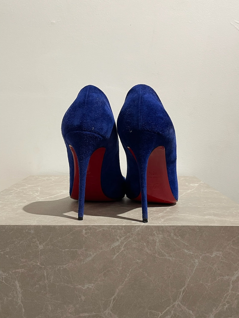 Escarpins Christian Louboutin bleu T.40,5