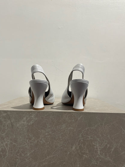 Escarpins Bottega Veneta blancs T.40