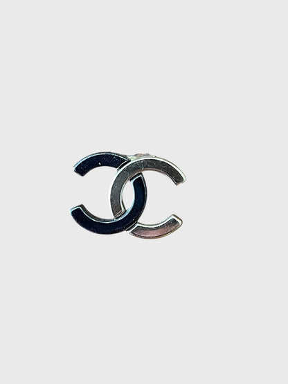 Boucles d'oreilles Chanel bicolore