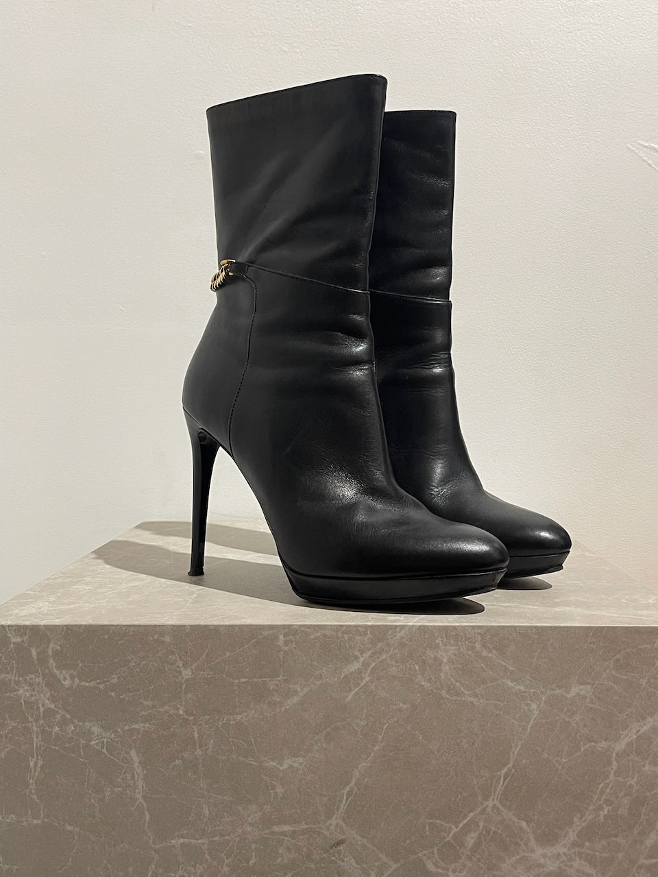 Bottines Burberry noires T.40