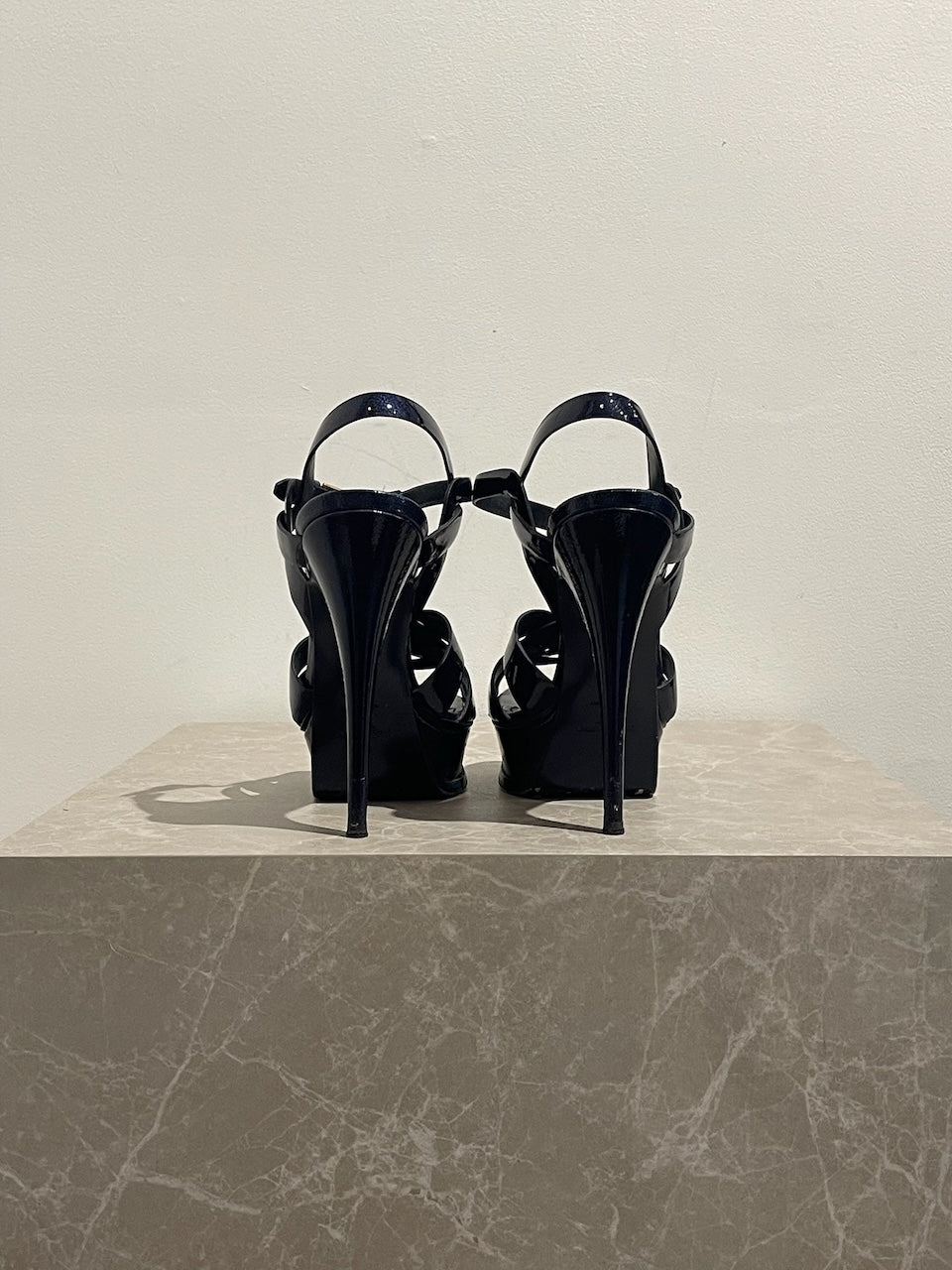 Sandales Saint Laurent Tribute T.38