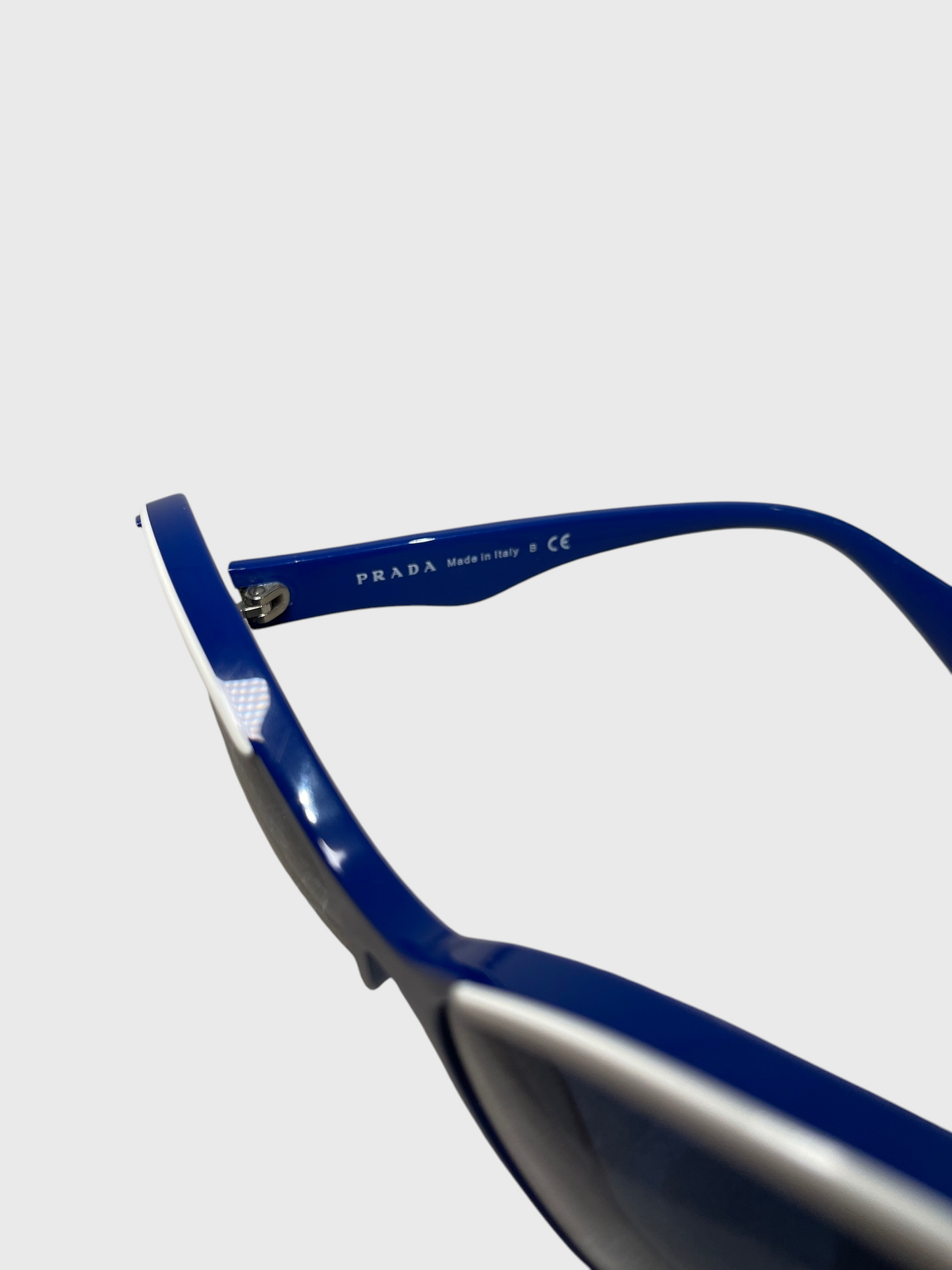 Lunettes de soleil Prada