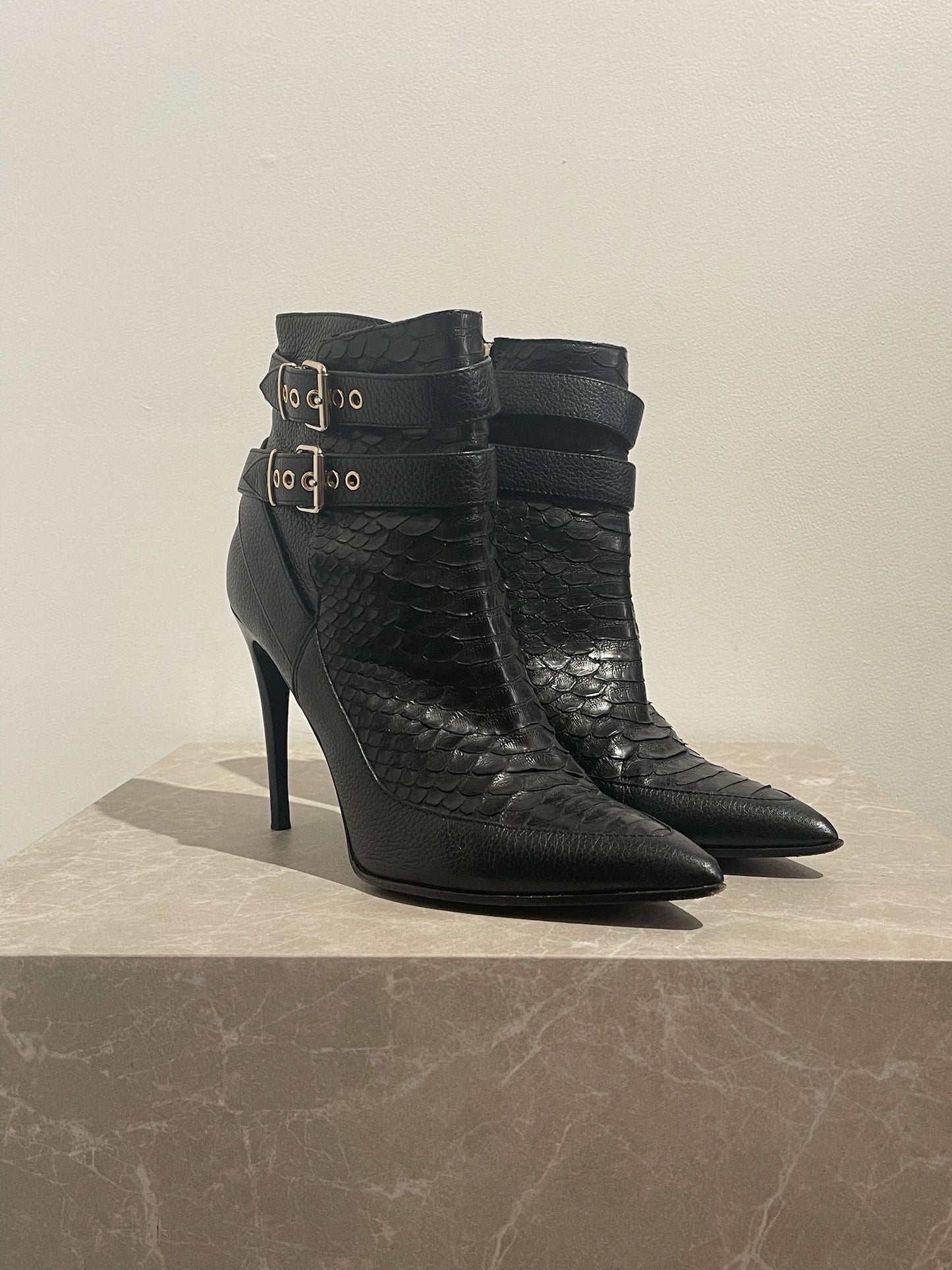 Bottines Burberry noires T.40