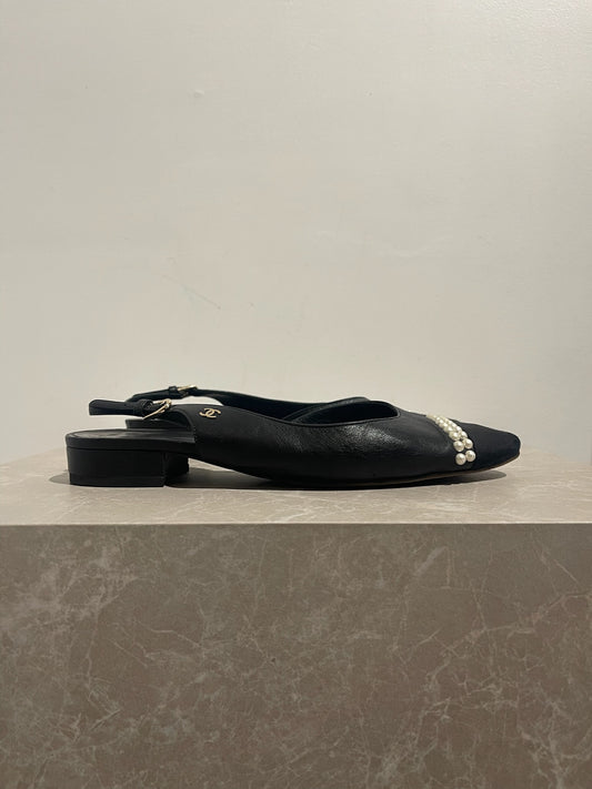 Slingback Chanel noires T.39