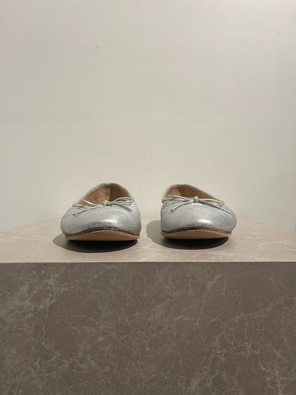 Ballerines Chanel argentées T.38,5