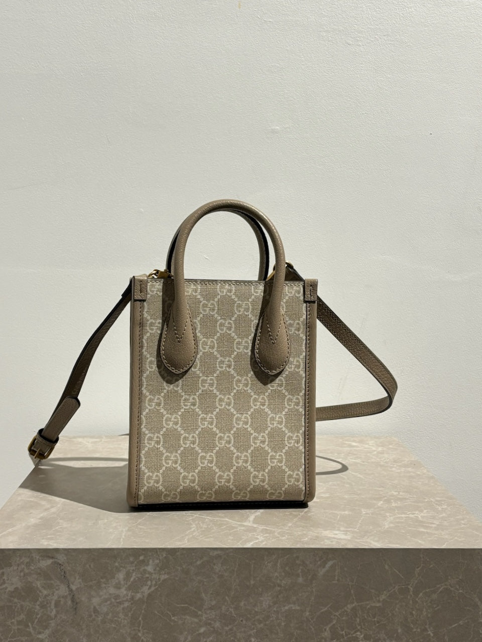 Sac Gucci mini cabas GG NEUF