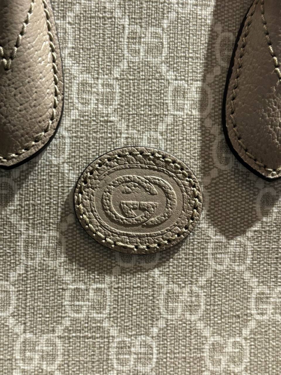 Sac Gucci mini cabas GG NEUF