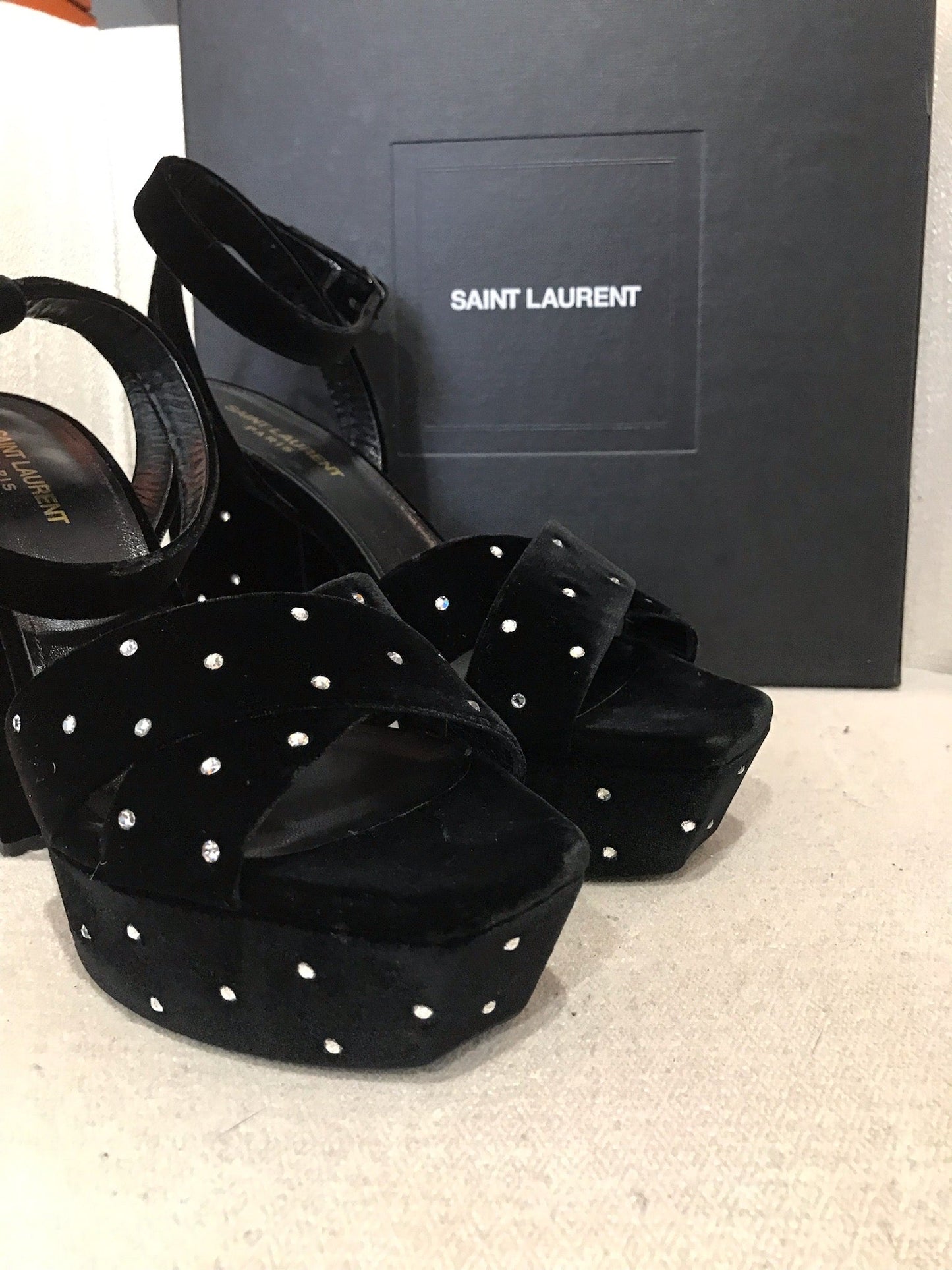 Sandales Saint Laurent noires T.40