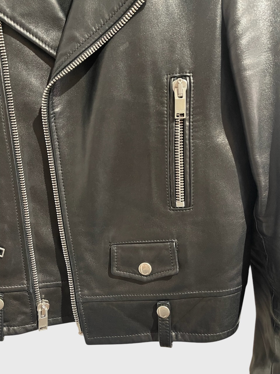 Perfecto Saint Laurent noir T.38