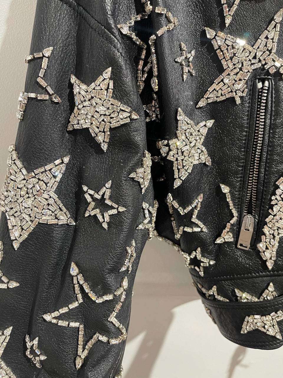 Perfecto Saint Laurent étoiles T.36
