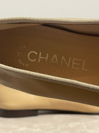 Ballerines Chanel beige T.39,5