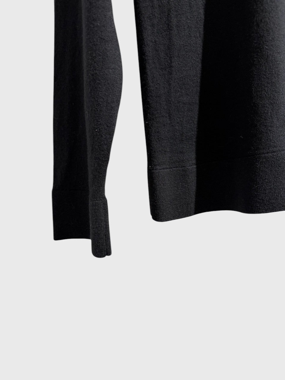 Pull Chanel noir T.S