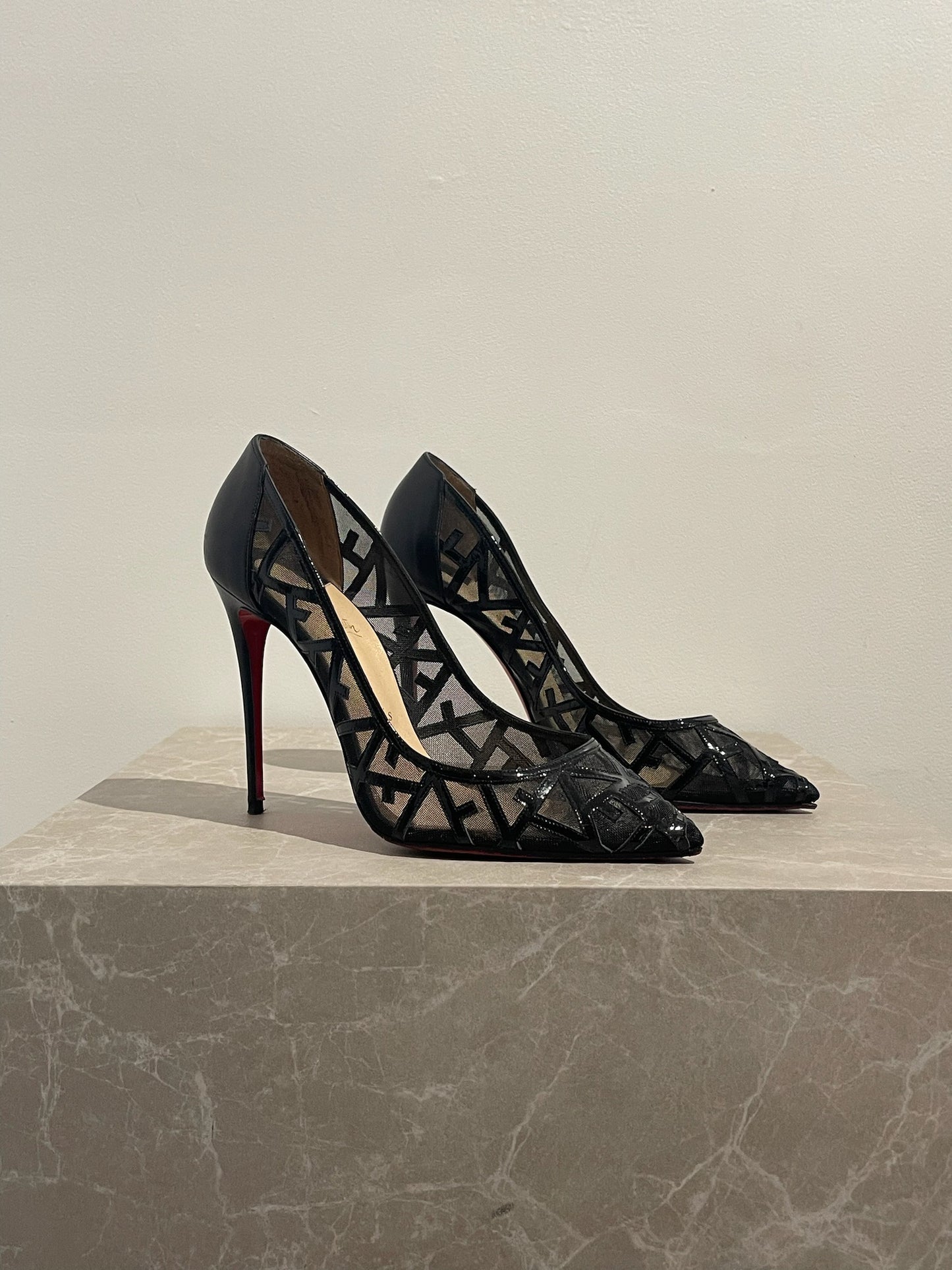 Escarpins Christian Louboutin Tititata T.40