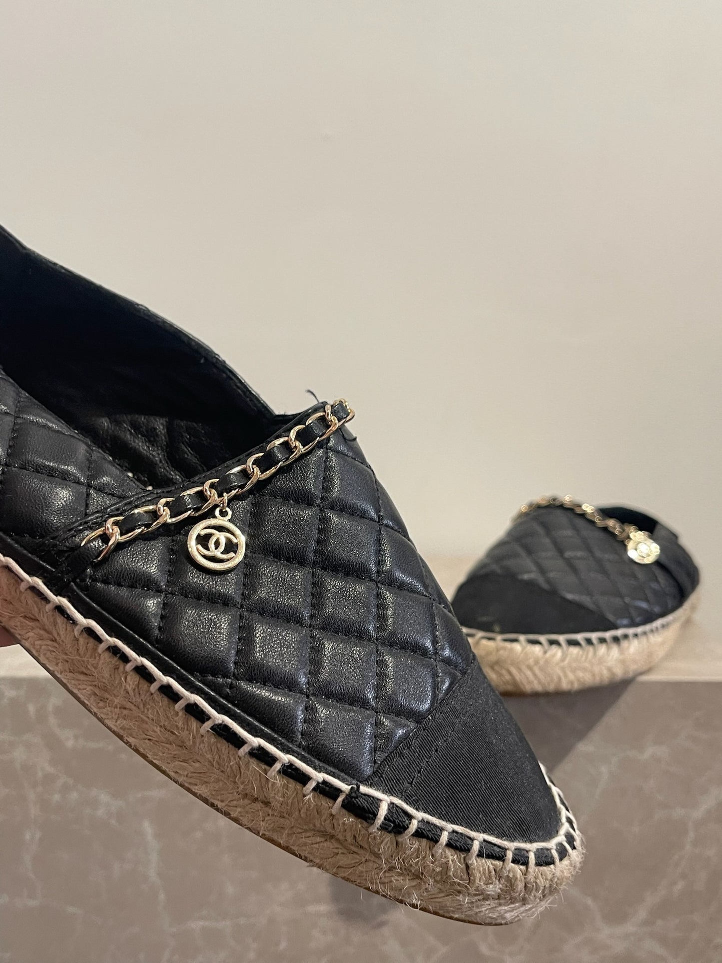 Espadrilles Chanel noires T.42