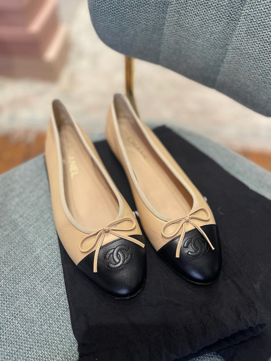 Ballerines Chanel beige T.39,5