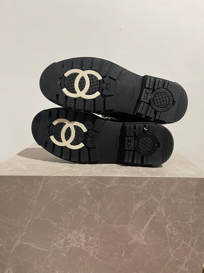 Bottines Chanel noir T.40