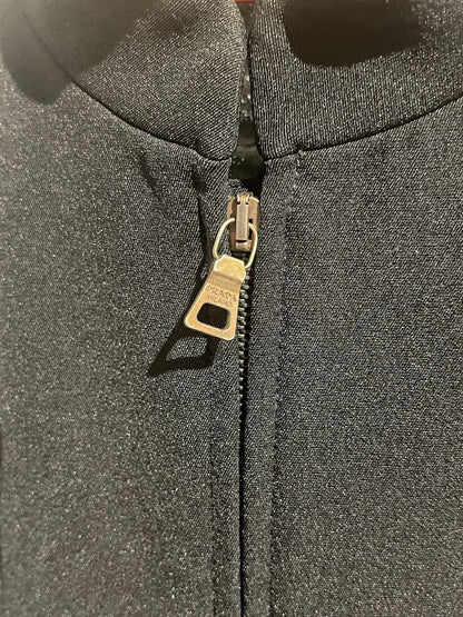 Veste Prada noire T.36