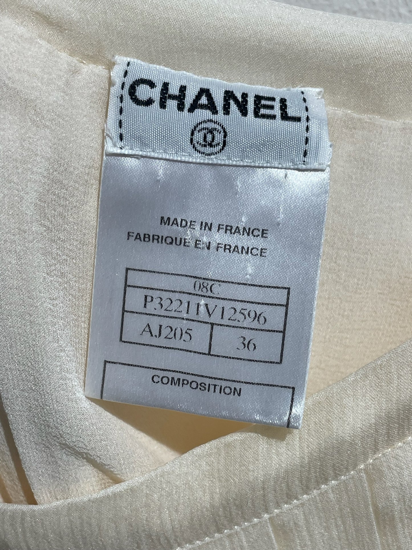 Robe Chanel écru T.36