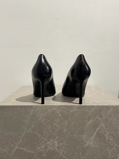 Escarpins Saint Laurent noirs T.39,5