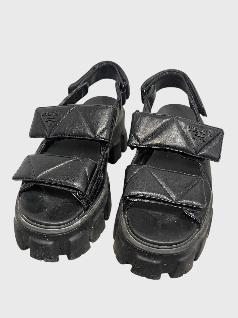 Sandales Prada noires T.37