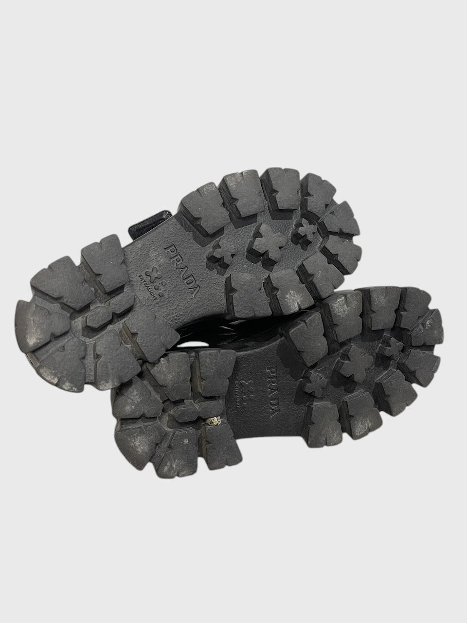 Sandales Prada noires T.37
