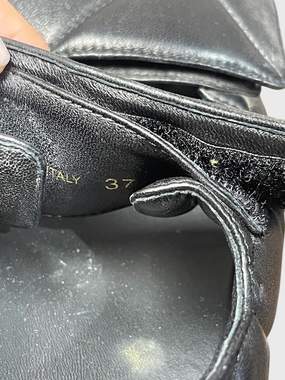 Sandales Prada noires T.37