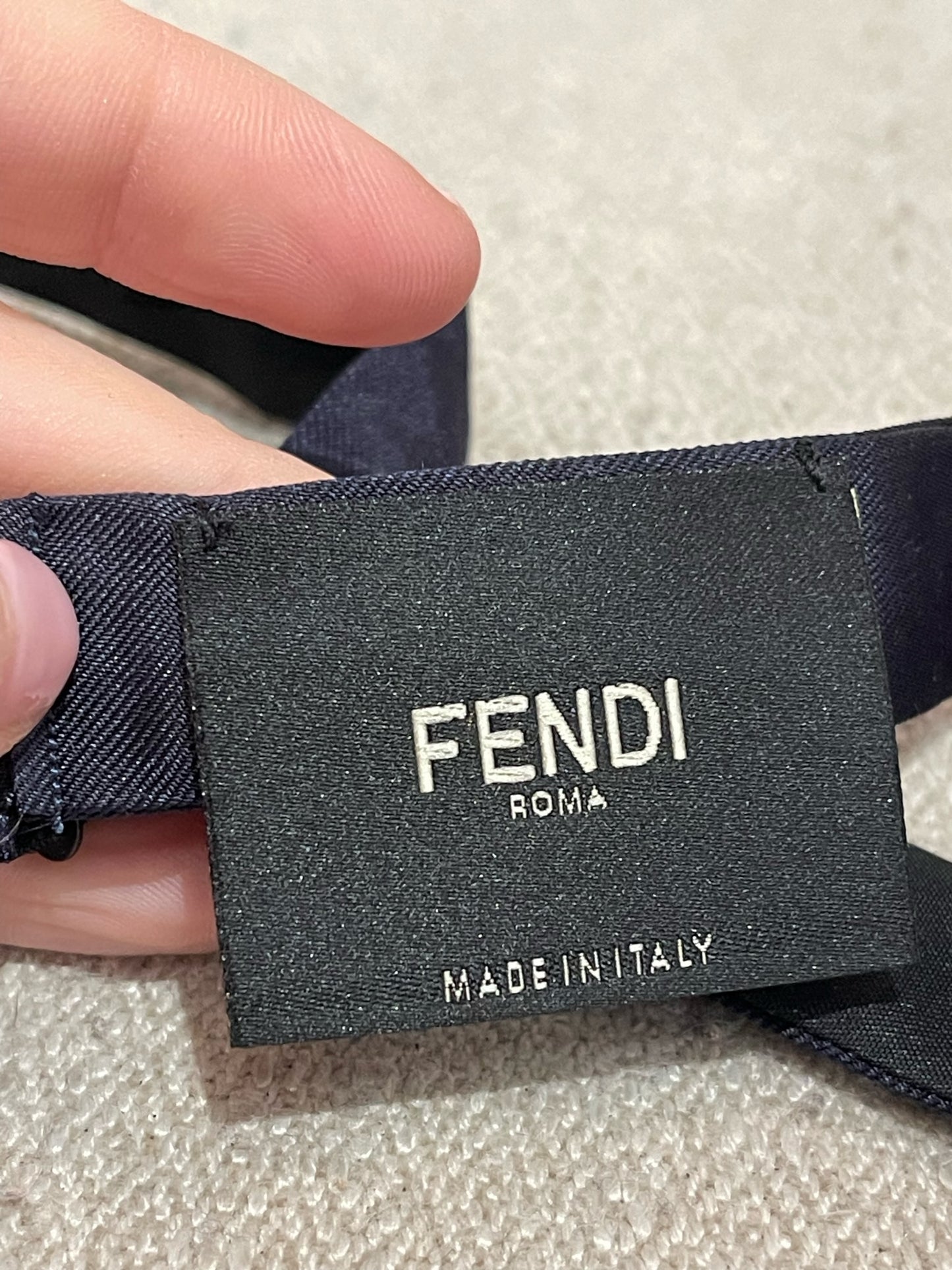 Noeud papillon Fendi NEUF