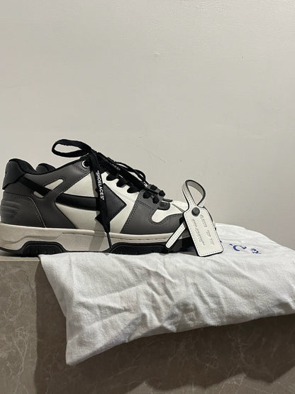 Baskets Off-White grises T.40
