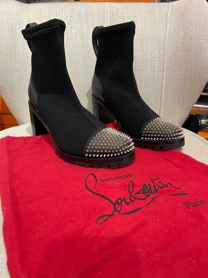 Boots Christian Louboutin noires T.39,5 NEUVES