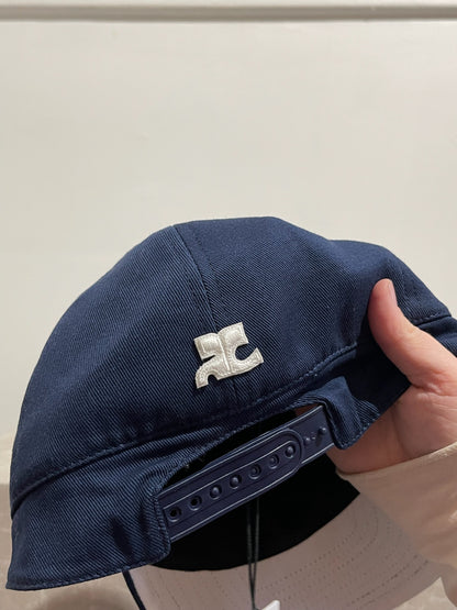 Casquette Courrèges bleu marine NEUVE