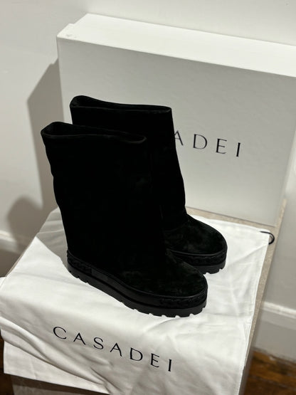 Bottines Casadei noires T.37,5 NEUVES