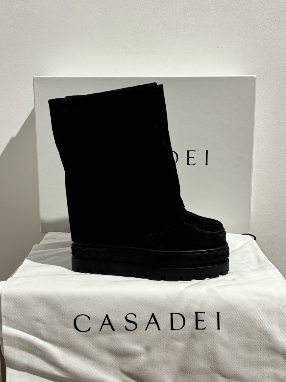 Bottines Casadei noires T.37,5 NEUVES