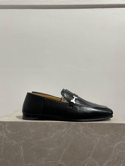 Mocassins Hermès noirs T.41 NEUFS