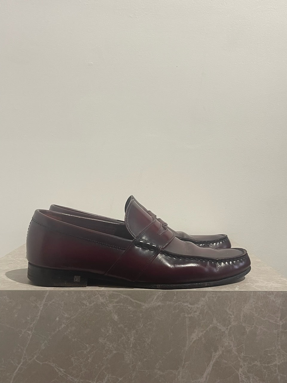 Mocassins Louis Vuitton rouge T.41