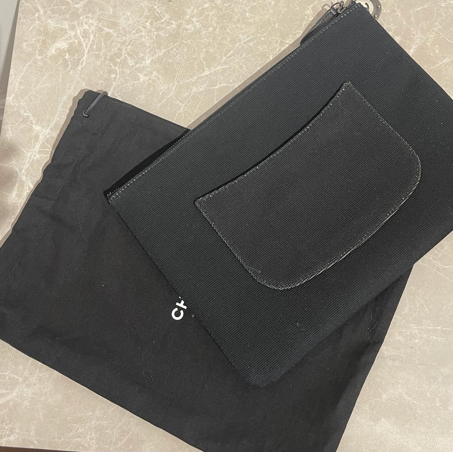 Pochette Chanel La Pause NEUVE