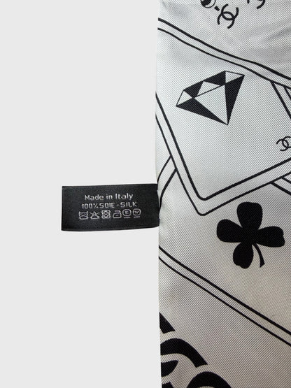 Foulard slim Chanel noir et blanc