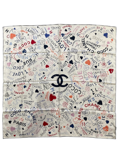 Foulard 90 Chanel blanc Love