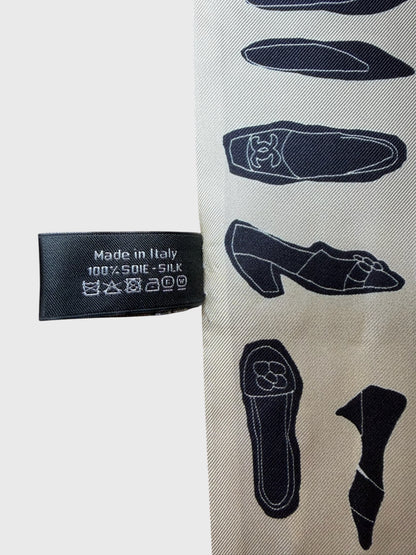 Foulard slim Chanel noir et blanc