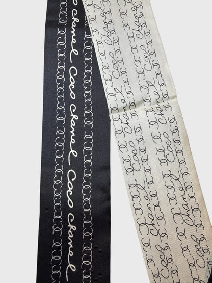 Foulard slim Chanel noir et blanc
