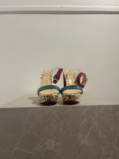 Sandales Christian Louboutin T.37
