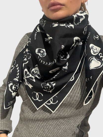Foulard Chanel noir