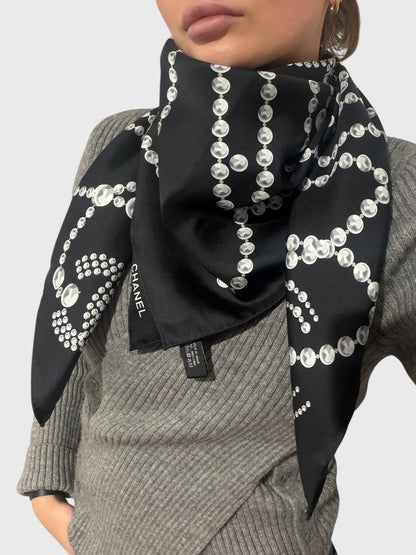 Foulard Chanel noir