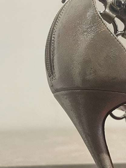 Sandales Christian Louboutin argentées T.36,5