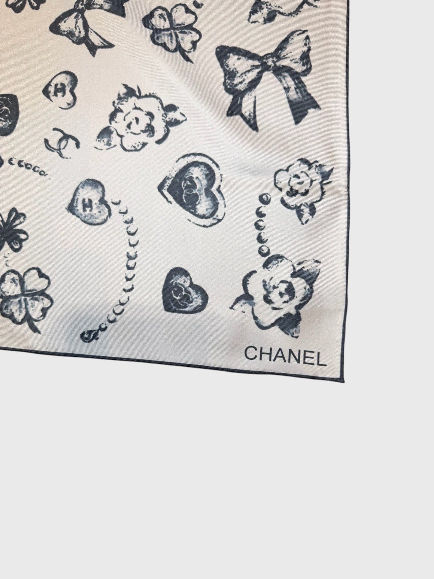Foulard Chanel blanc