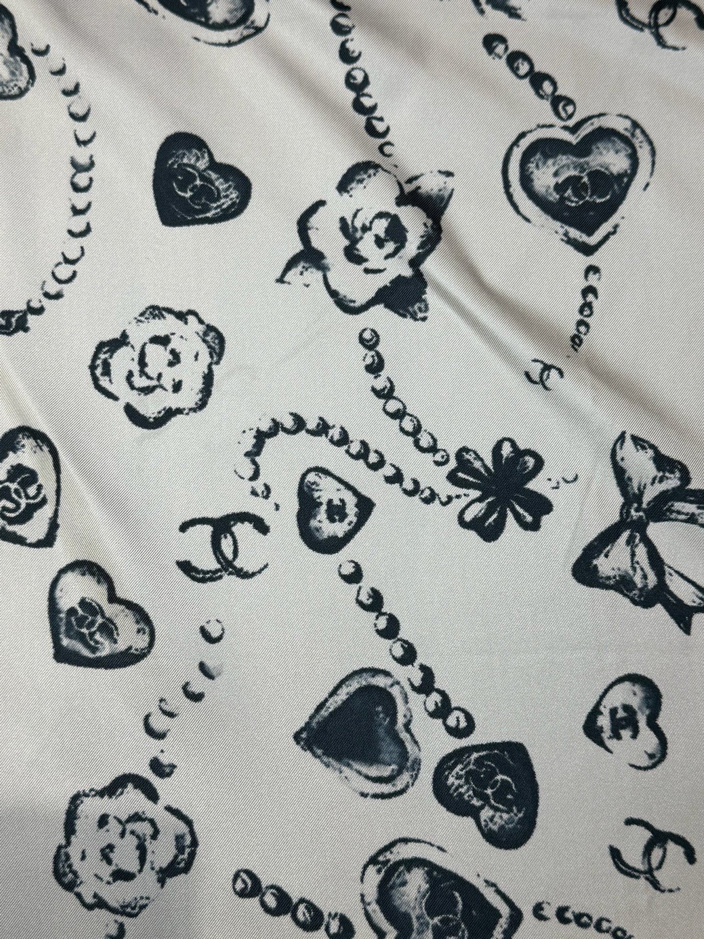 Foulard Chanel blanc