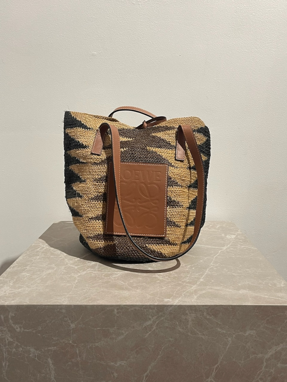 Sac Loewe en raphia