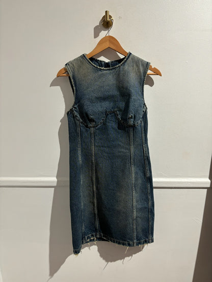 Robe Givenchy en jeans T.38