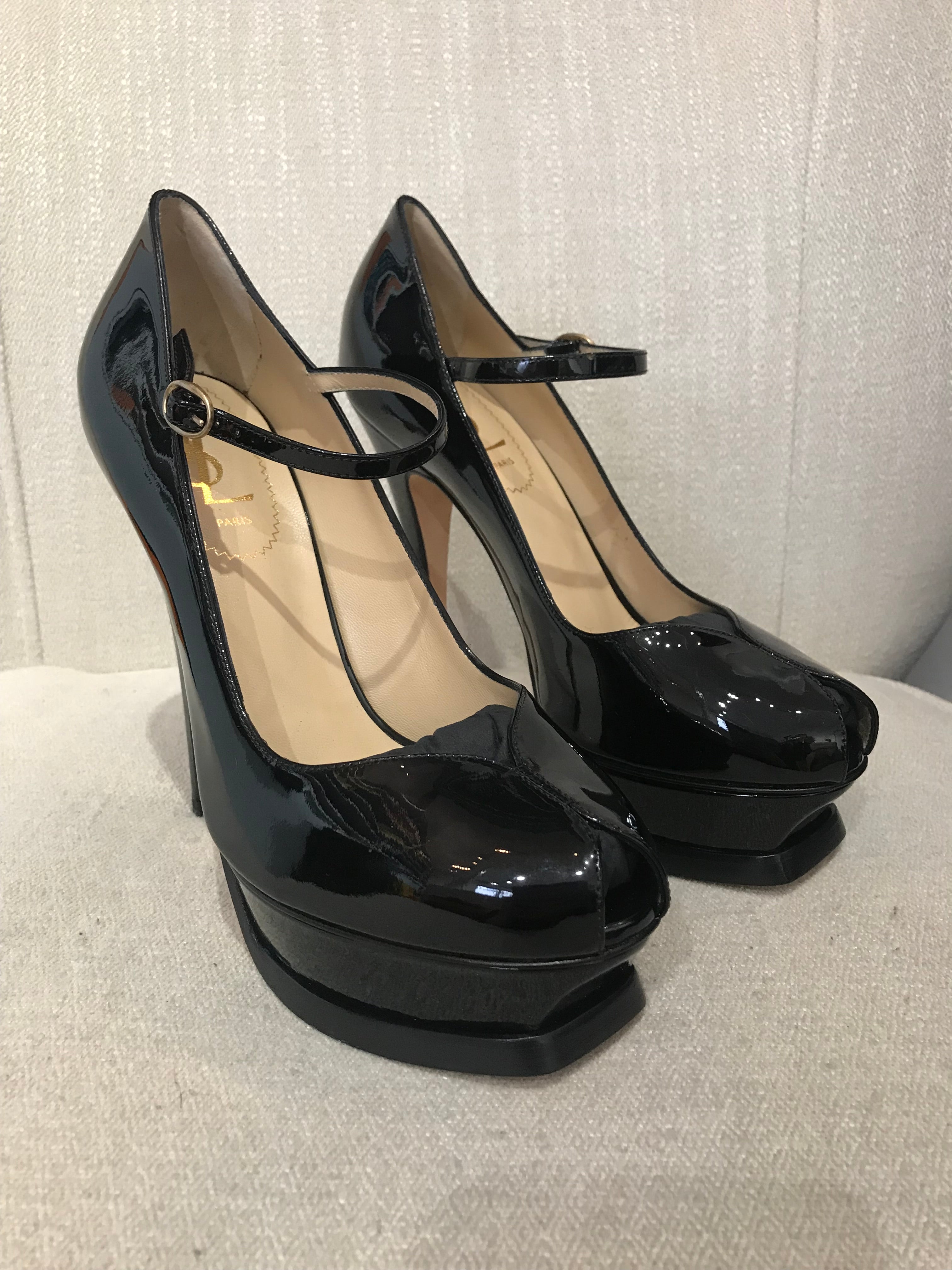 Escarpin noir yves online saint laurent