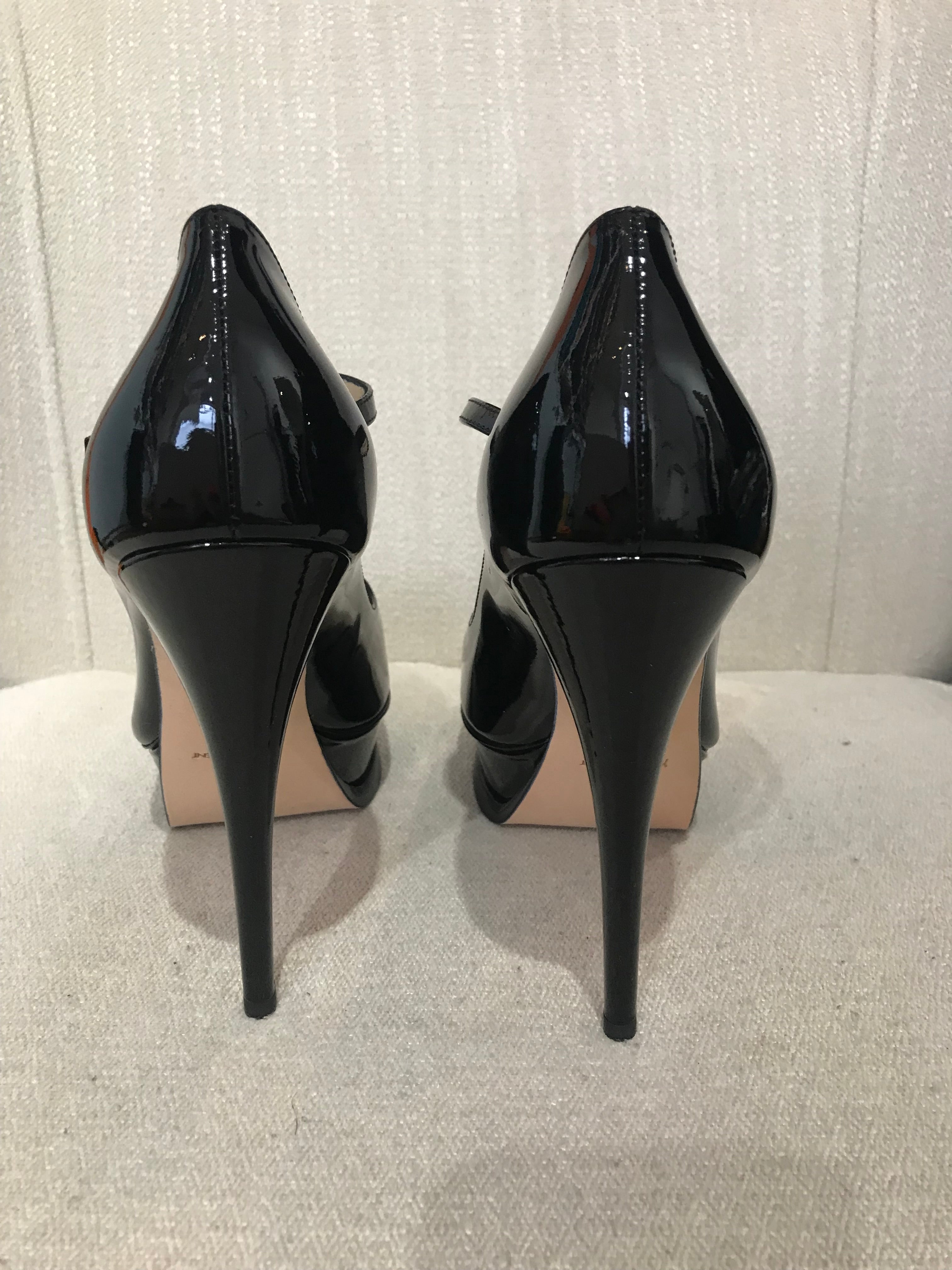 Escarpin noir clearance yves saint laurent