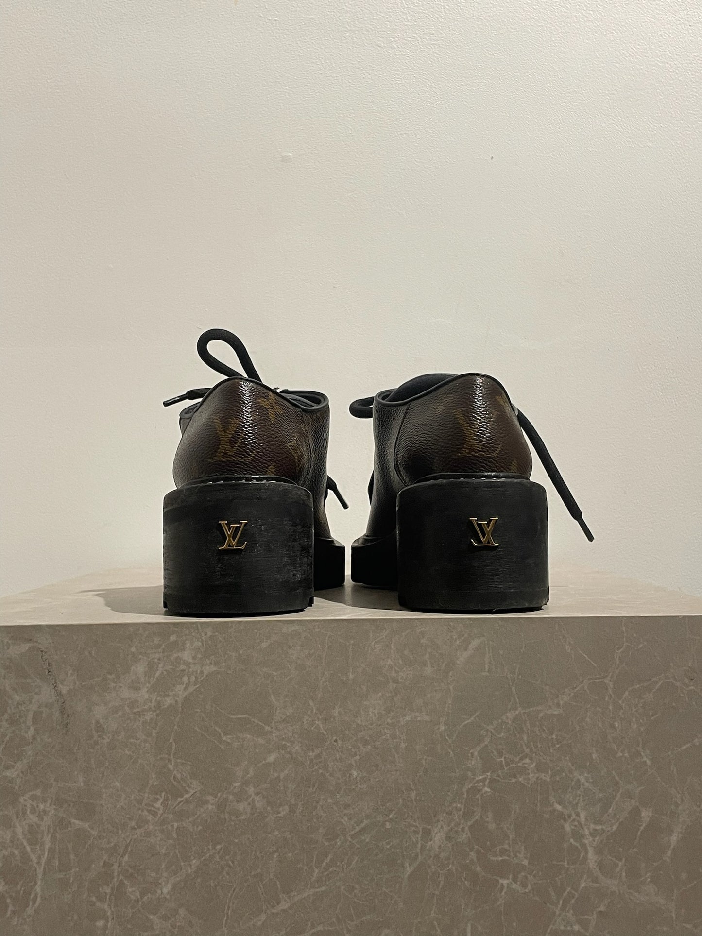 Derbies Louis Vuitton Beaubourg T.37,5
